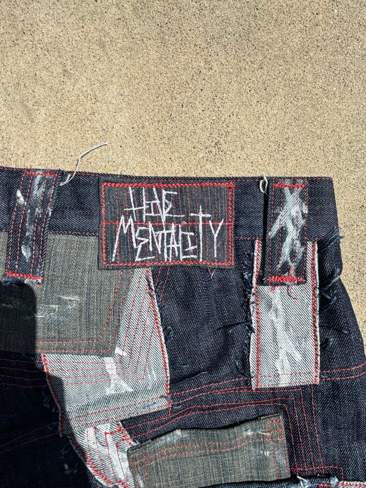 HIVE.MENTALITY red sun jorts