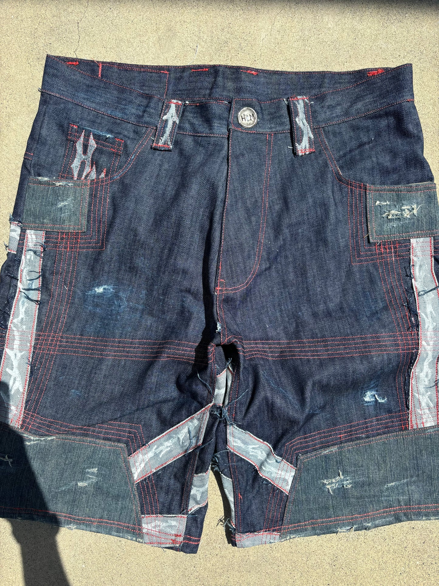 HIVE.MENTALITY red sun jorts