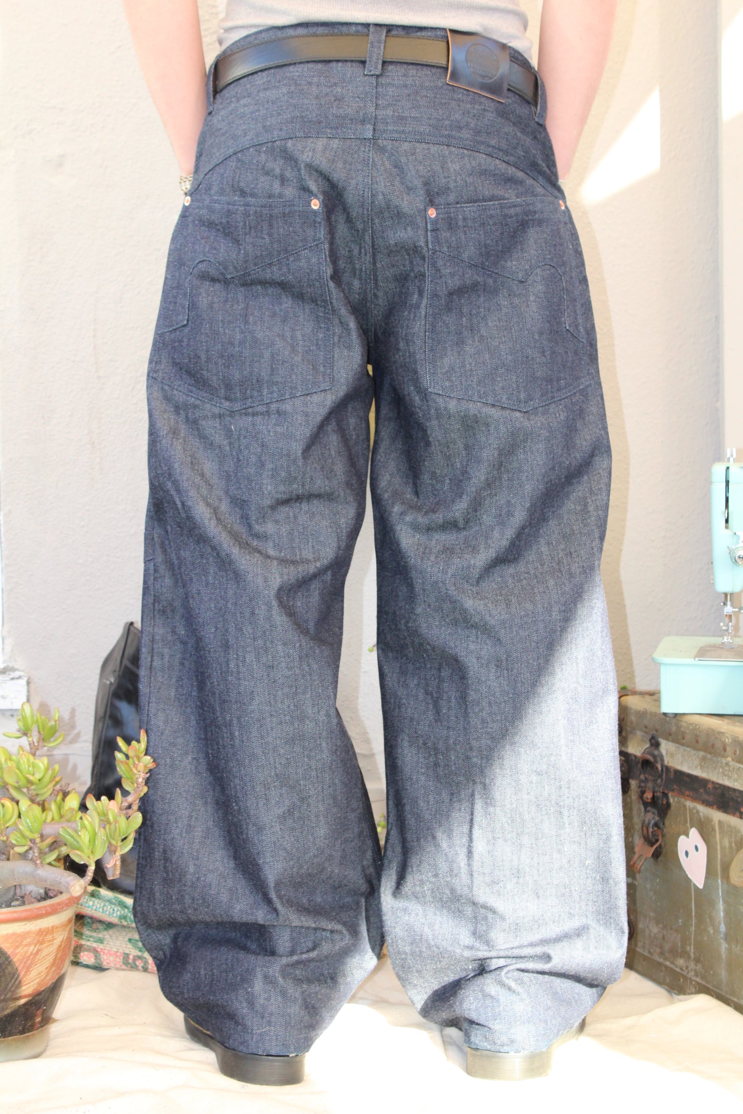 Wide Pleat jeans