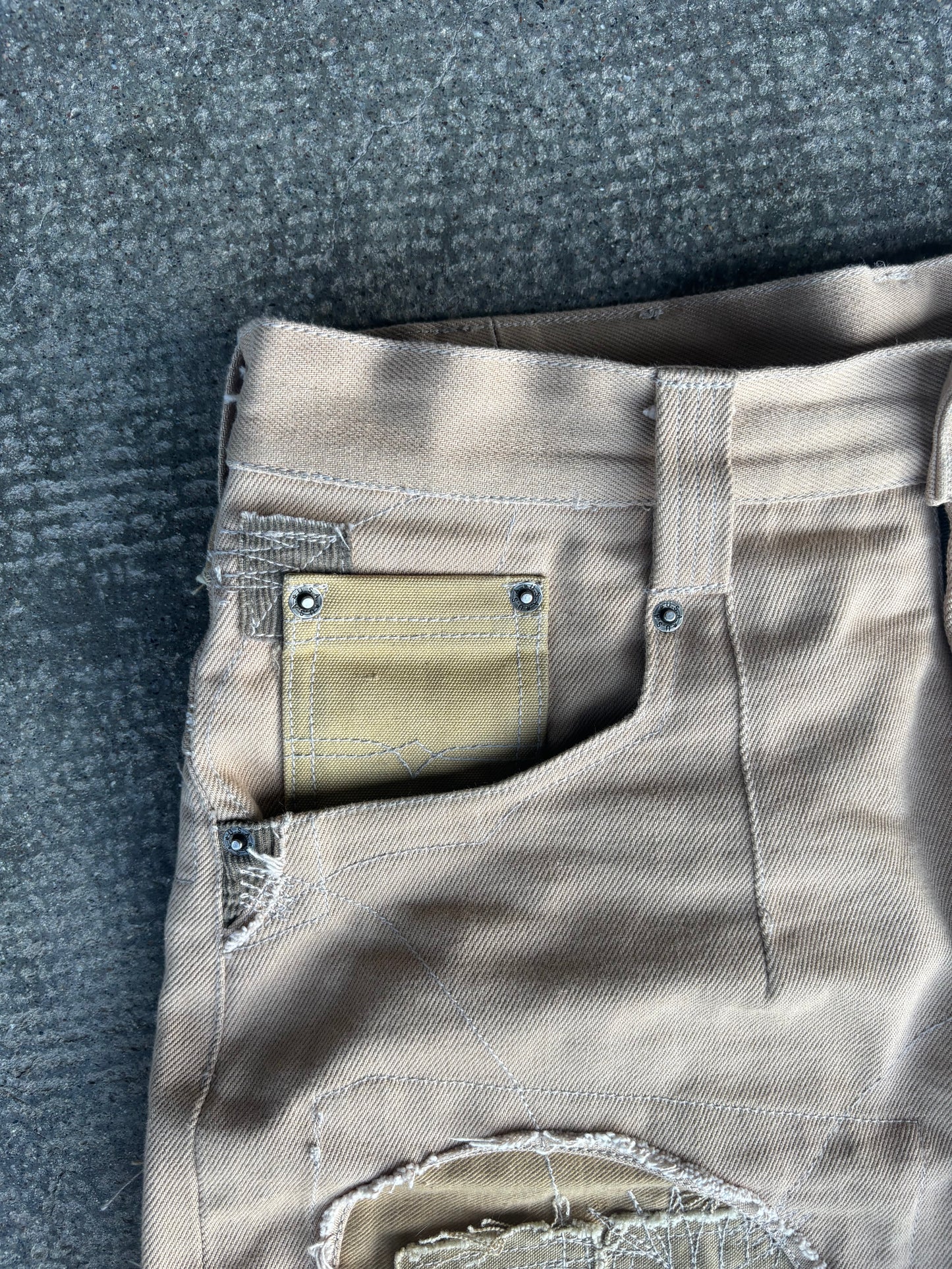 HIVE.MENTALITY Shrapnel Shot Shorts