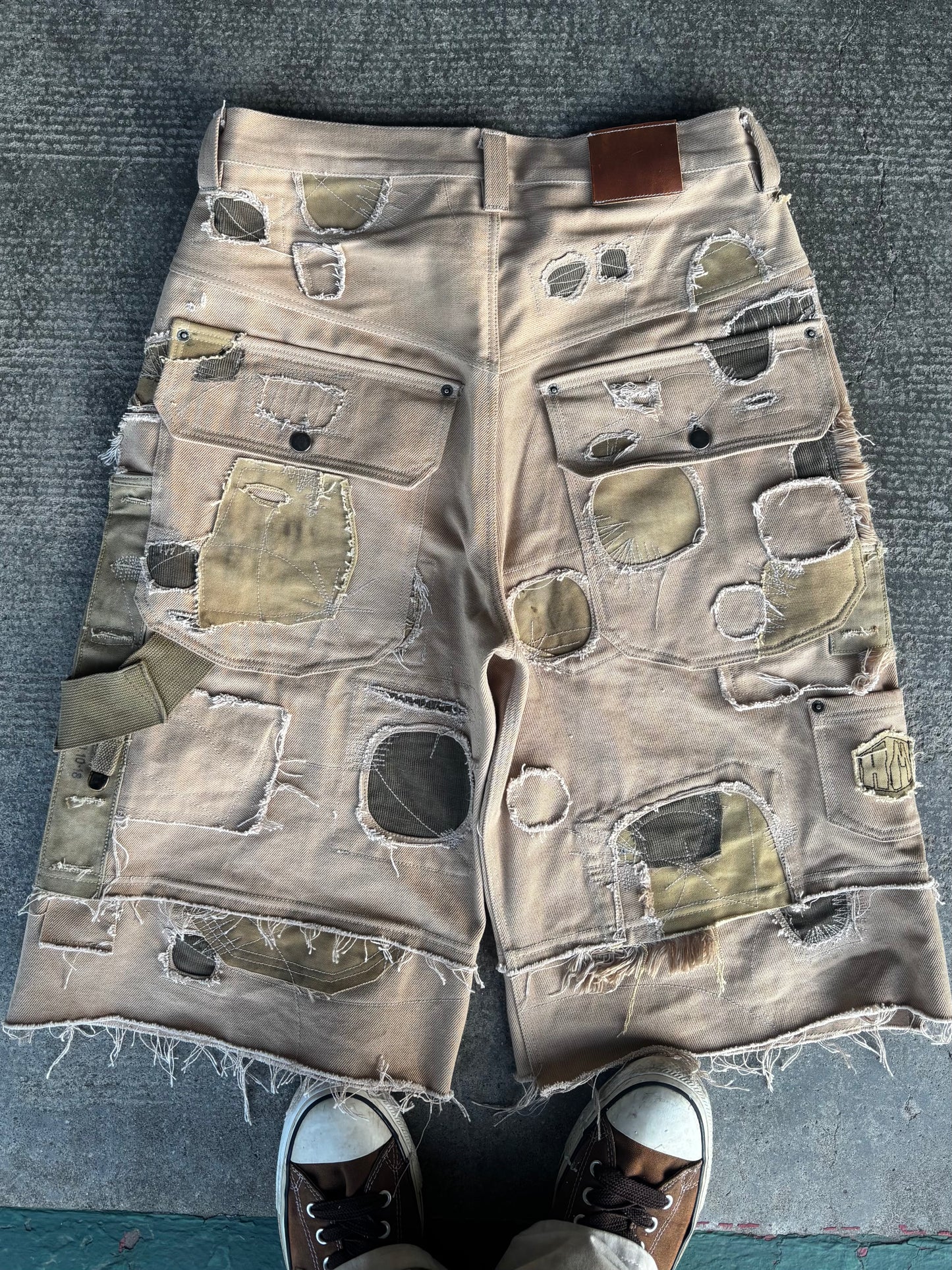 HIVE.MENTALITY Shrapnel Shot Shorts