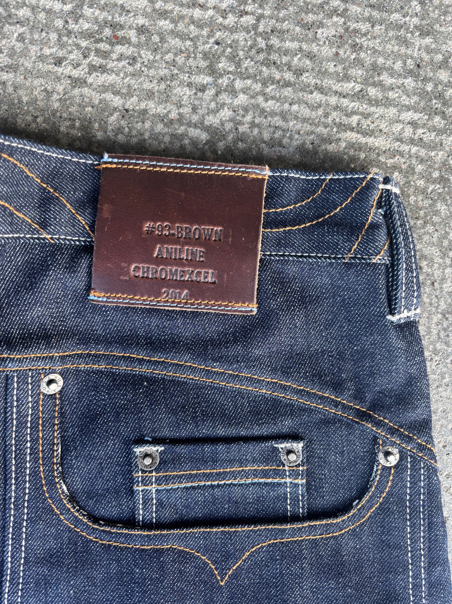 HIVE.MENTALITY Salvation Jorts